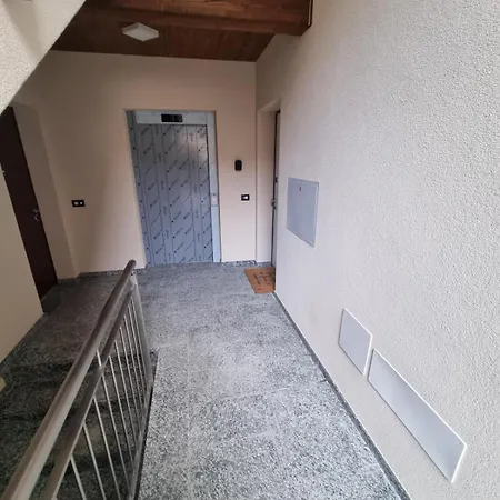Appartamento The Nest - Trilo - Wifi - Box - Cortile - Magnolta *
