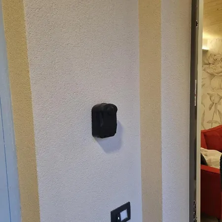 Appartamento The Nest - Trilo - Wifi - Box - Cortile - Magnolta