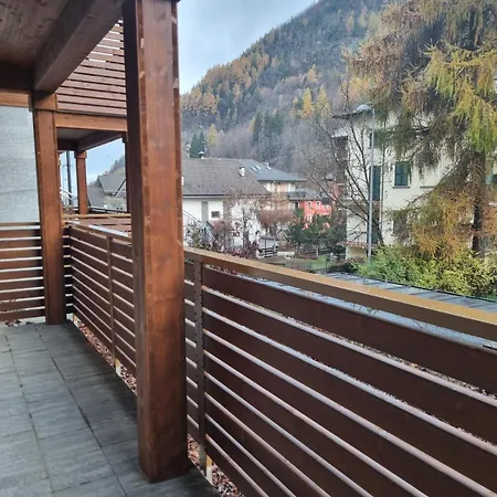 Appartamento The Nest - Trilo - Wifi - Box - Cortile - Magnolta *