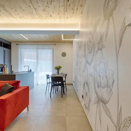 The Nest - Trilo - Wifi - Box - Cortile - Magnolta Apartamento *