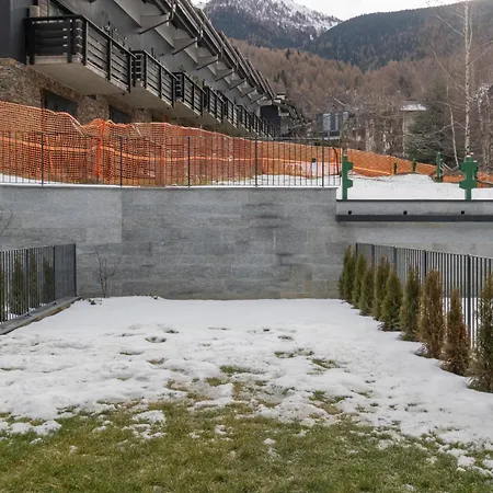 Apartamento The Nest - Trilo - Wifi - Box - Cortile - Magnolta Aprica