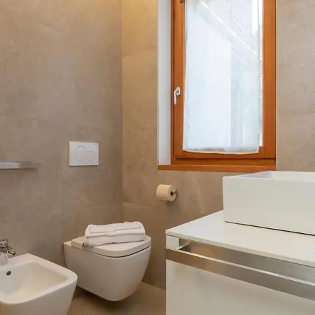 Appartamento The Nest - Trilo - Wifi - Box - Cortile - Magnolta