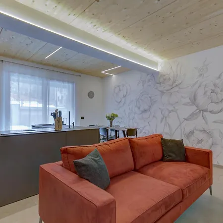 Appartamento The Nest - Trilo - Wifi - Box - Cortile - Magnolta *