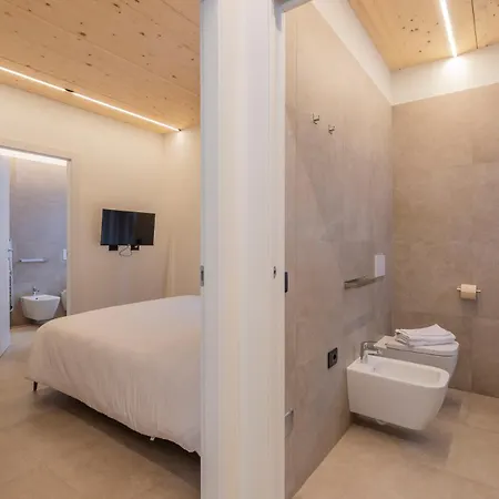 Appartamento The Nest - Trilo - Wifi - Box - Cortile - Magnolta