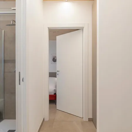 The Nest - Trilo - Wifi - Box - Cortile - Magnolta