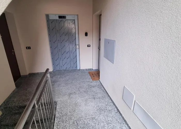Apartamento The Nest - Trilo - Wifi - Box - Cortile - Magnolta *